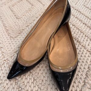 Elegant Black and Tan Women's Flats